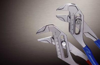 Pliers